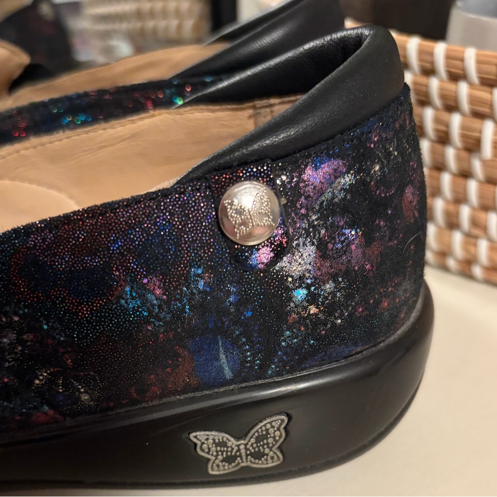Alegria Keli Cosmic Metallic Floral Leather Slip-On Clogs Size 40 - Picture 5 of 13
